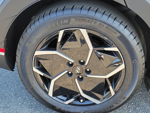 Certified 2024 Hyundai Ioniq 5 SEL RWD image 28