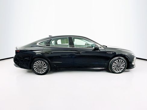 Certified 2025 Hyundai Sonata Limited image 8