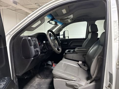 Used 2015 Chevrolet Silverado 3500 W/T w/ Snow Plow Prep Package image 18