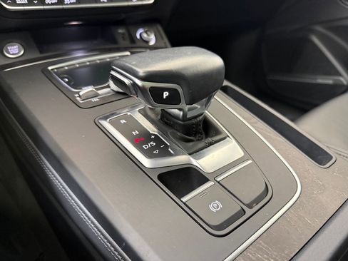 Used 2018 Audi Q5 Prestige image 17
