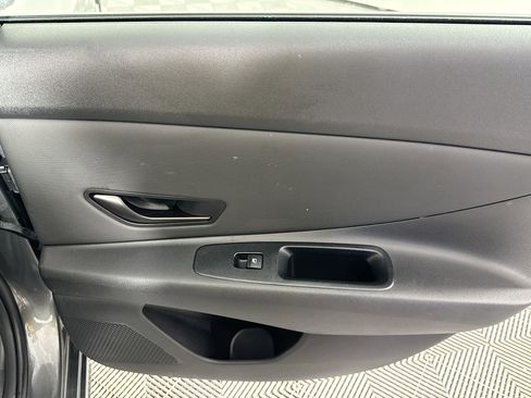 Used 2026 Hyundai Elantra Sport image 27