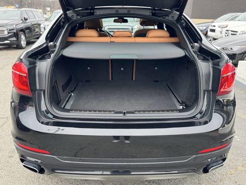 Used 2018 BMW X6 xDrive35i w/ Driving Assistance Package image 7