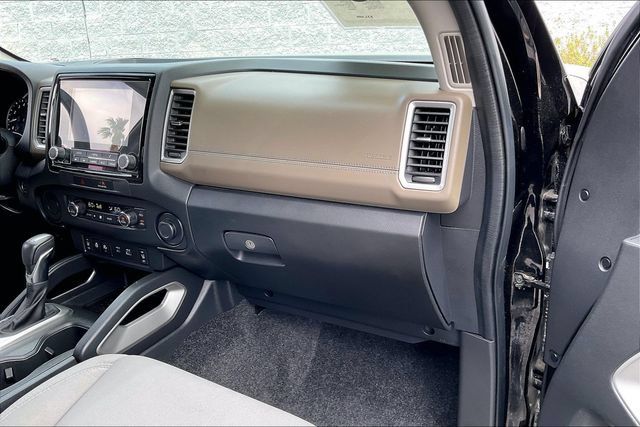 Certified 2023 Nissan Frontier SV w/ SV Convenience Package RWD image 16