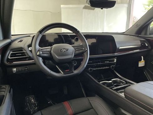 New 2026 Chevrolet Traverse RS image 25