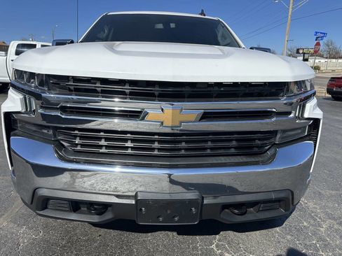 Used 2019 Chevrolet Silverado 1500 LT w/ Texas Edition image 6