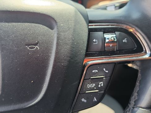Used 2023 Lincoln Nautilus Reserve w/ Luxury Package AWD/4WD image 14