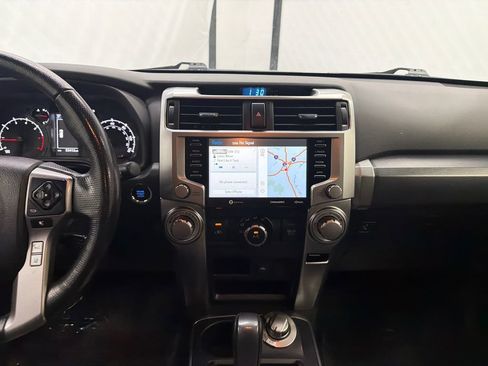 Used 2024 Toyota 4Runner SR5 Premium AWD/4WD image 28
