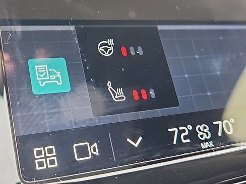 Used 2025 Volvo XC90 B6 Plus w/ Protection Package Premier image 13