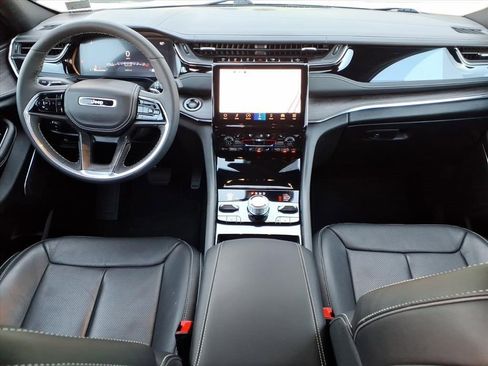 Used 2024 Jeep Grand Cherokee Overland w/ Trailer Tow Package image 14