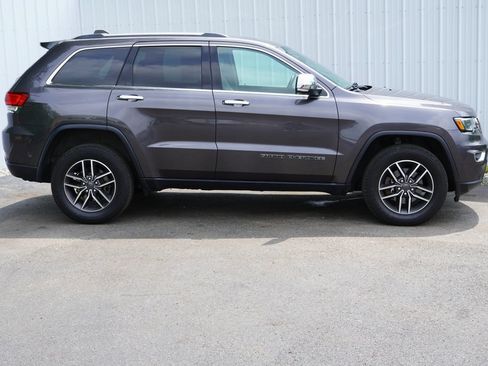 Used 2020 Jeep Grand Cherokee Limited w/ Premium Lighting Group AWD/4WD image 2