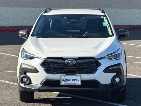 New 2026 Subaru Crosstrek 2.5i Limited w/ Popular Package #3A image 9
