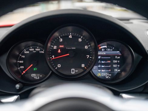 Used 2024 Porsche 718 Cayman Style Edition image 15