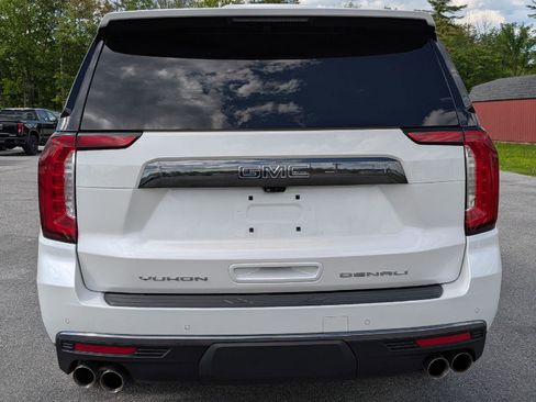 Used 2023 GMC Yukon XL Denali Ultimate AWD/4WD image 10