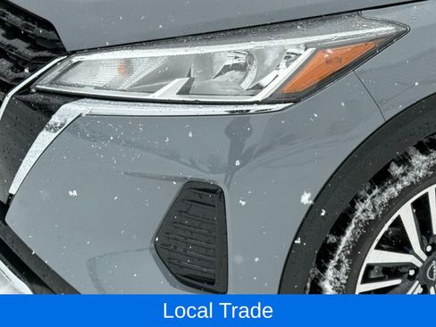 Used 2023 Nissan Kicks SV image 10