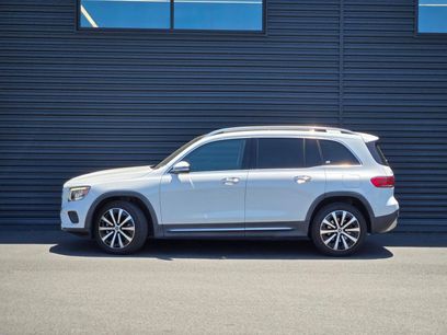 Used 2021 Mercedes-Benz GLB 250 4MATIC w/ Premium Package