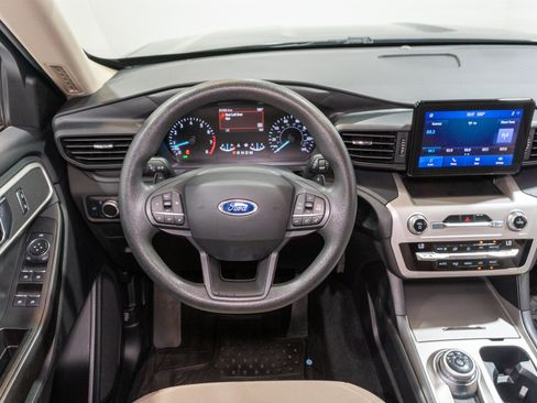 Used 2020 Ford Explorer 2WD image 11