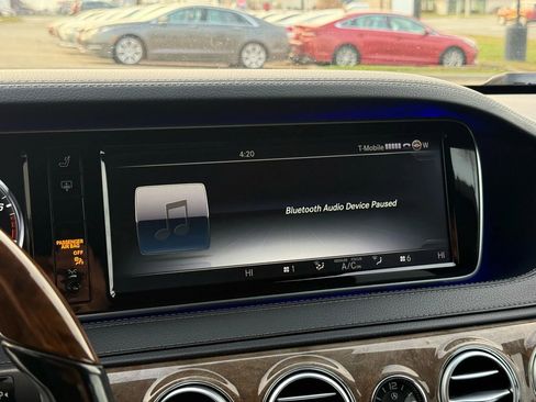 Used 2015 Mercedes-Benz S 550 4MATIC Sedan image 42