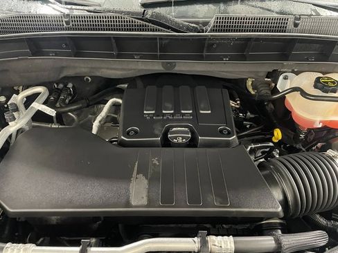 Used 2024 GMC Sierra 1500 Elevation image 23