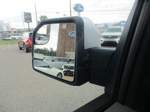Used 2015 Ford F150 Lariat AWD/4WD image 17