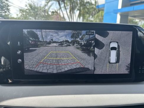 Used 2024 Hyundai Palisade SEL FWD image 24