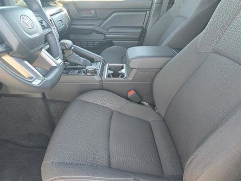 Used 2025 Toyota 4Runner SR5 image 9