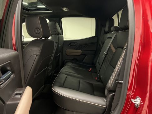 New 2026 GMC Canyon Denali image 11