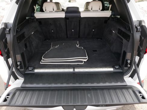 Used 2022 BMW X5 xDrive45e w/ Executive Package image 18