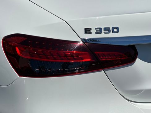 Used 2023 Mercedes-Benz E 350 Sedan image 26