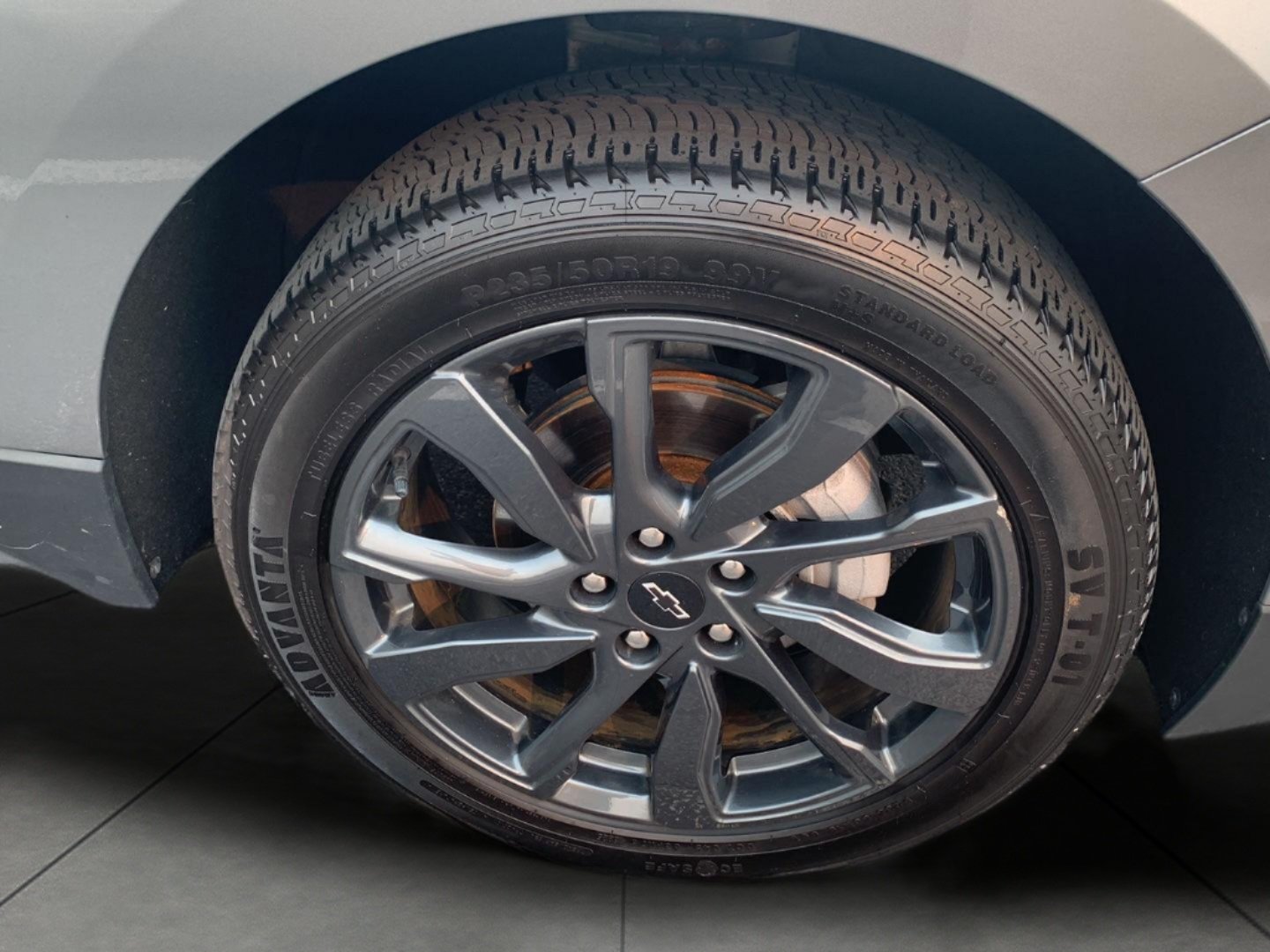 Used 2023 Chevrolet Equinox RS AWD/4WD image 25
