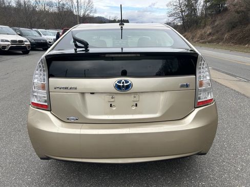 Used 2011 Toyota Prius Four image 7