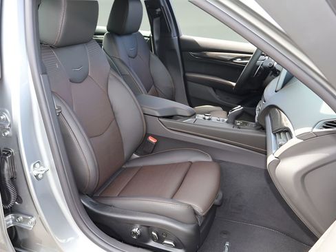 New 2026 Cadillac CT5 V w/ Technology Package image 18