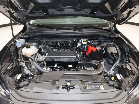 Used 2025 Ford Escape Active image 31
