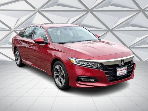 Certified 2019 Honda Accord EX-L image 2