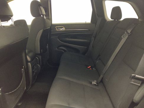 Used 2014 Jeep Grand Cherokee Laredo w/ Quick Order Package 23E RWD image 18
