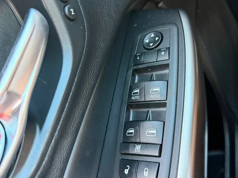 Used 2020 Jeep Cherokee Limited AWD/4WD image 22