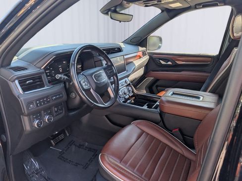 Certified 2023 GMC Yukon Denali Ultimate AWD/4WD image 20