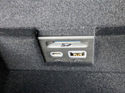 New 2026 Cadillac XT5 Luxury image 28