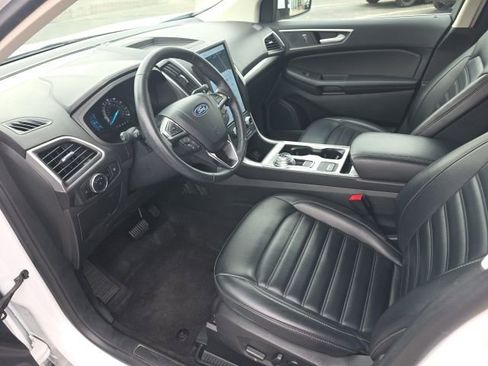 Used 2024 Ford Edge SEL image 7
