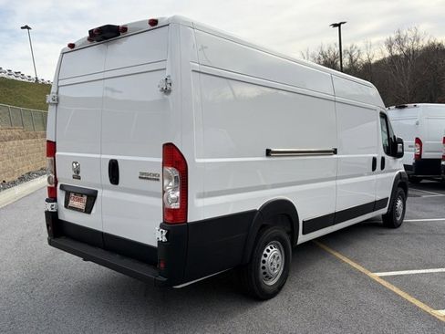 Used 2024 RAM ProMaster 3500 image 8