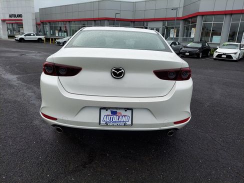 Used 2020 MAZDA MAZDA3 Select Package image 5
