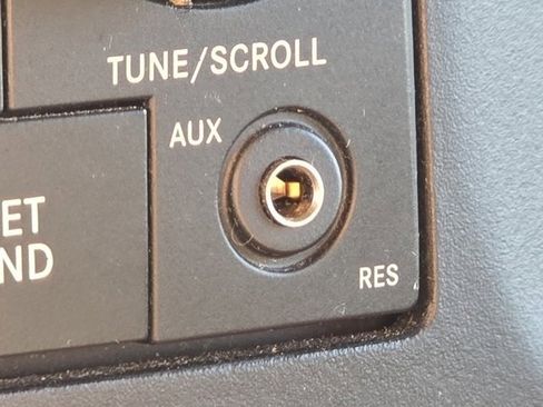 Used 2017 Jeep Wrangler Unlimited Sport w/ Quick Order Package 23S image 9