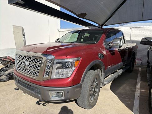 Used 2019 Nissan Titan Platinum Reserve w/ Platinum Utility Package image 1