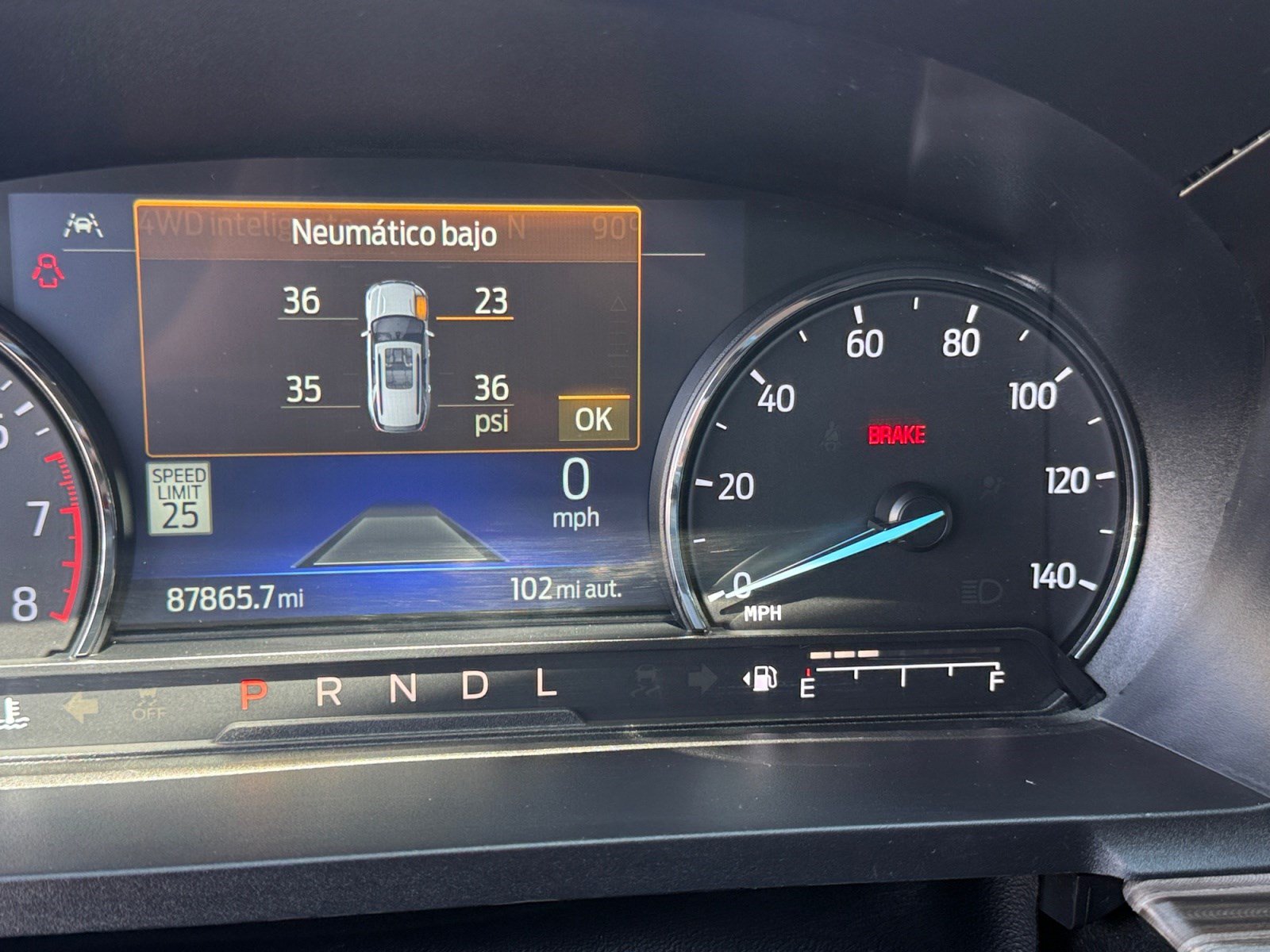 Used 2023 Ford Explorer Limited AWD/4WD image 11