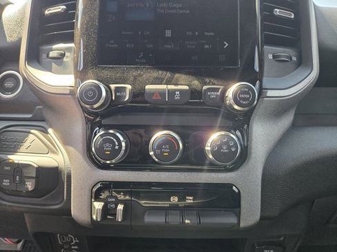 New 2026 RAM 2500 Tradesman w/ Chrome Appearance Group AWD/4WD image 18