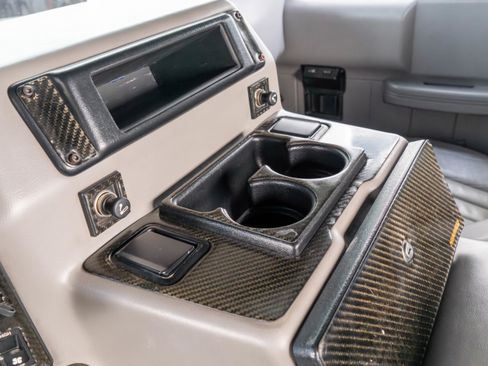 Used 2000 HUMMER H1 4-Door Open Top image 26