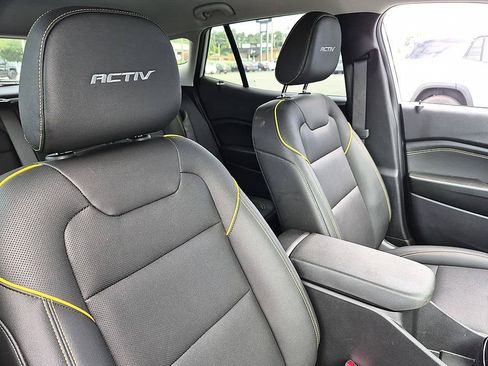 Certified 2026 Chevrolet Trax ACTIV FWD image 33