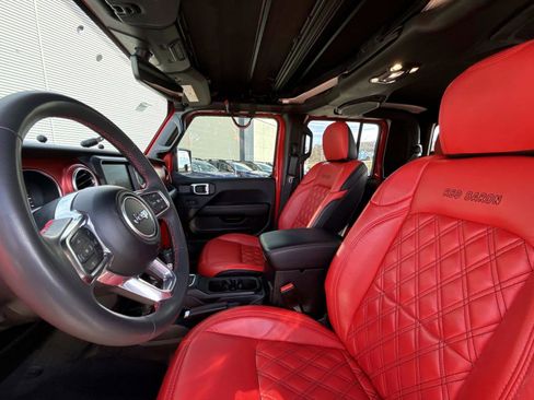 Used 2023 Jeep Gladiator Rubicon w/ Cold Weather Group image 23