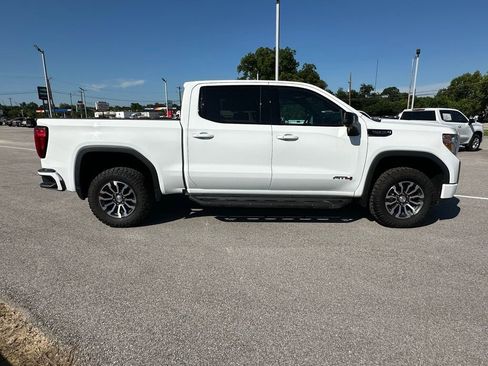 Used 2021 GMC Sierra 1500 AT4 w/ AT4 Value Package AWD/4WD image 9