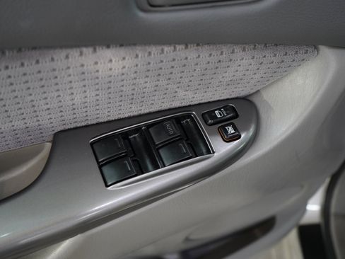 Used 2006 Toyota Sienna LE AWD/4WD image 21