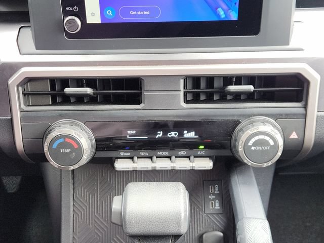 Certified 2025 Toyota 4Runner SR5 AWD/4WD image 18